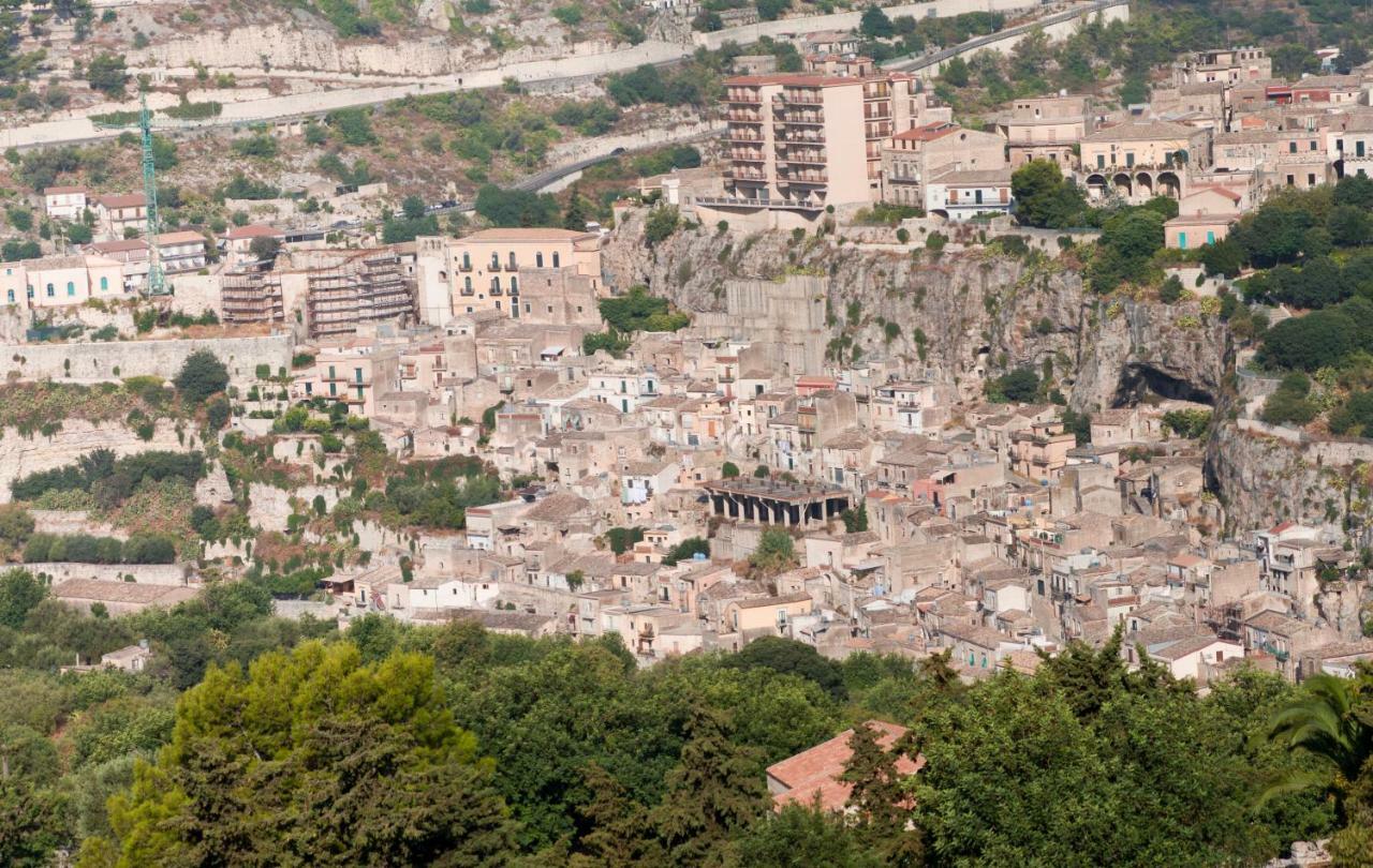 Casa Degli Avi Don Neli, Immersa Nella Natura Modica Eksteriør bilde